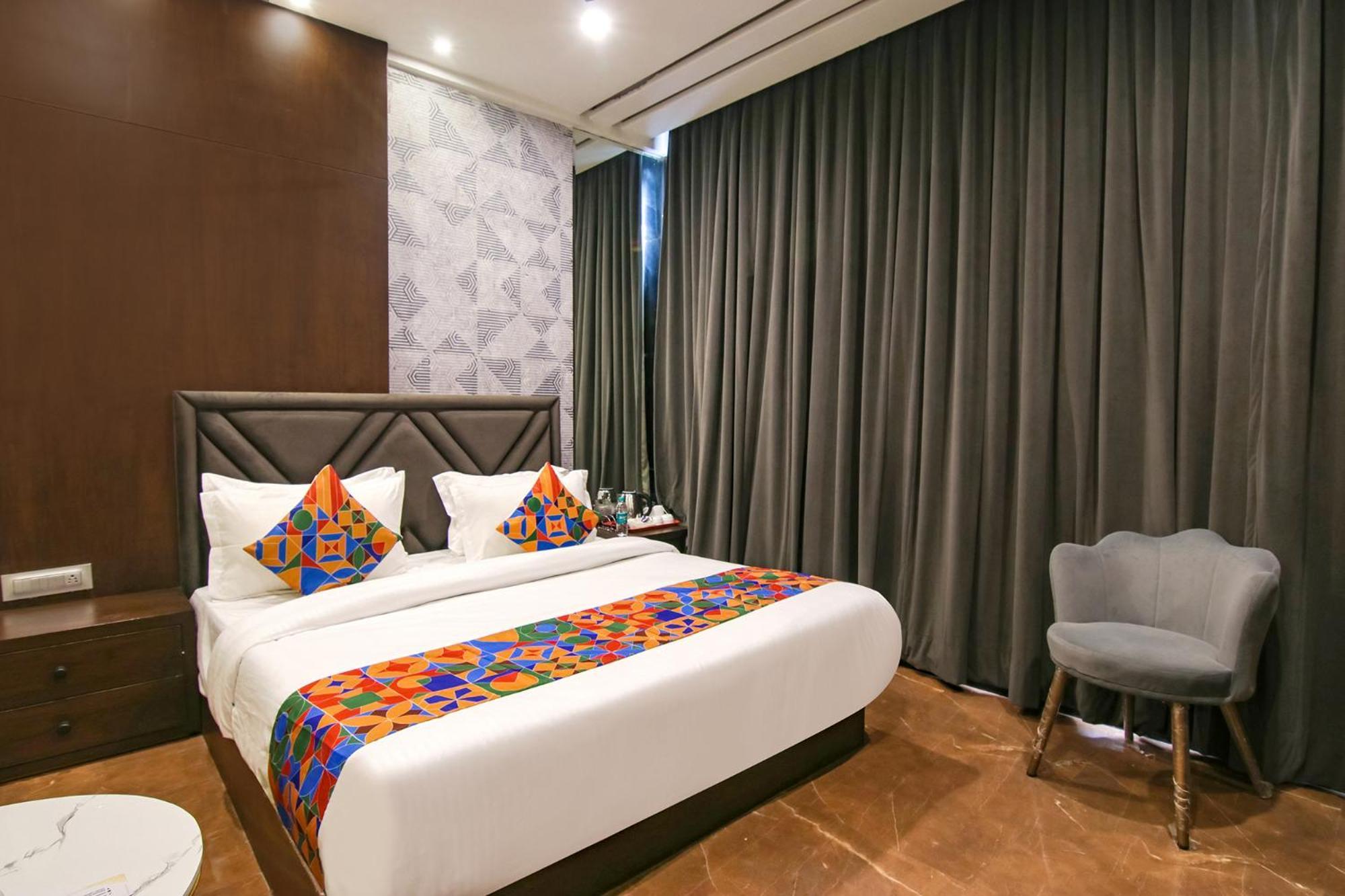 Fabhotel Prime K9 Crown Лудхиана Экстерьер фото