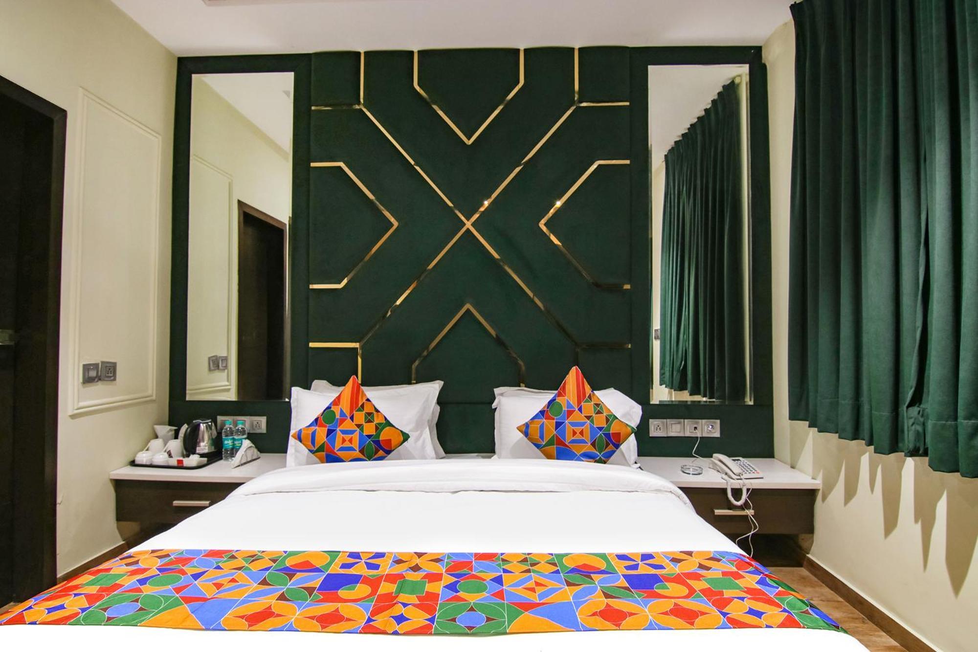 Fabhotel Prime K9 Crown Лудхиана Экстерьер фото